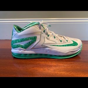 Nike Lebron 11 Low Easter COLLECTOR Edition